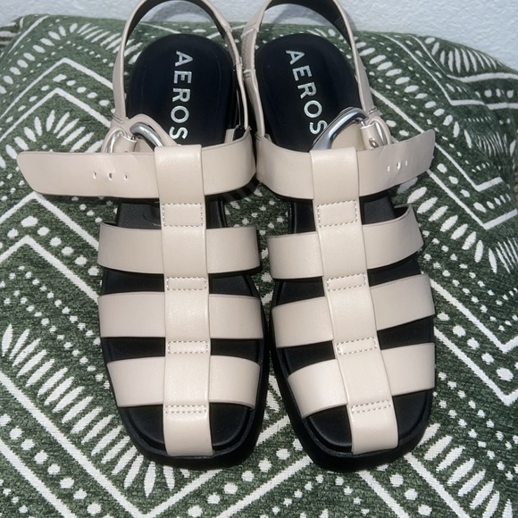 Aerosoles Women's Sport Strapped Sandals - Picture 6 of 12